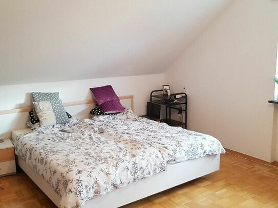 Hübsche und helle 3-ZKB Wohnung in ruhiger Lage in Neuhofen - 303858