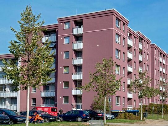 Ich bin energetisch modernisiert und bald bereit für neue Mieter - 3 Zimmer Wohnung in Monheim