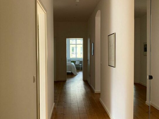 4-room apartment with 3 balconies in 2 cardinal directions in Steglitz, Berlin - Amsterdam Apartments for Rent