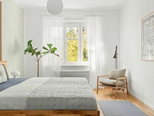 Exquisite, High-Quality Renovated Apartment in Neukölln