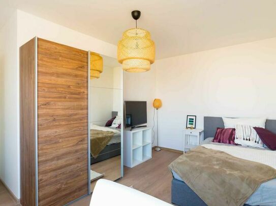 Alluring double bedroom in Mitte