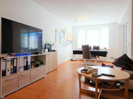 "2-Zimmer Single-Wohnung mit Balkon und Einbauküche in zentraler Lage"