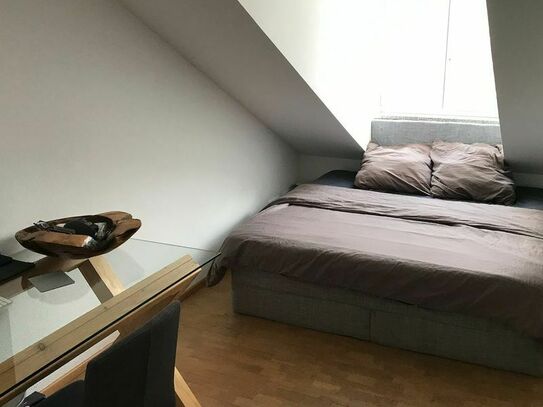 3-room apartment furnished for sublet June to October