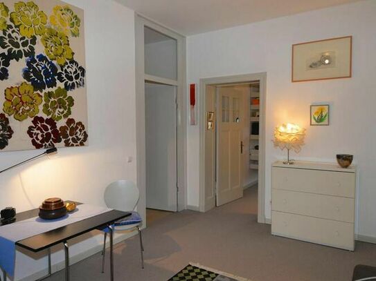 Charming one bedroom apartment in Berlin Friedenau with piano