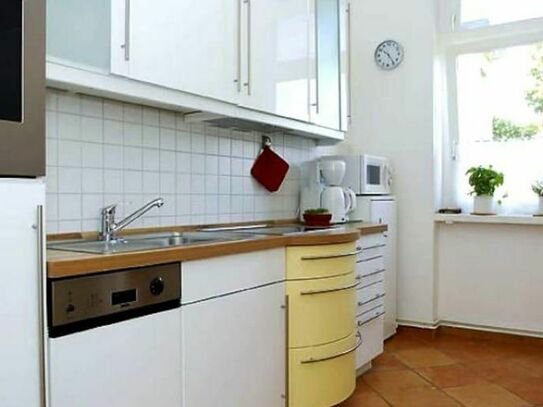 Bright and Furnished Flat in Moabit, Berlin