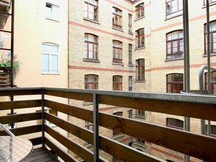 Near Aachener Weiher: modern apartment with balcony – euhabitat