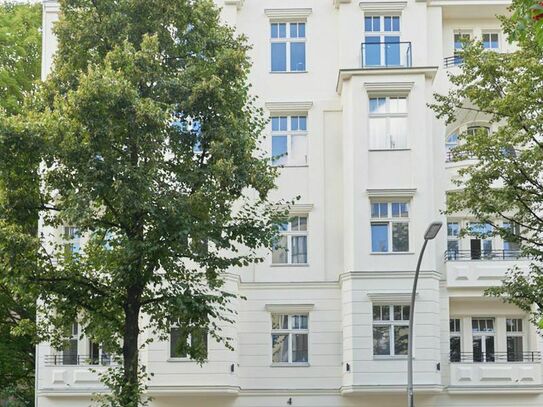 Living between Ku'Damm and Lietzensee - Furnished apartment in Windscheidpalais, Berlin - Amsterdam Apartments for Rent