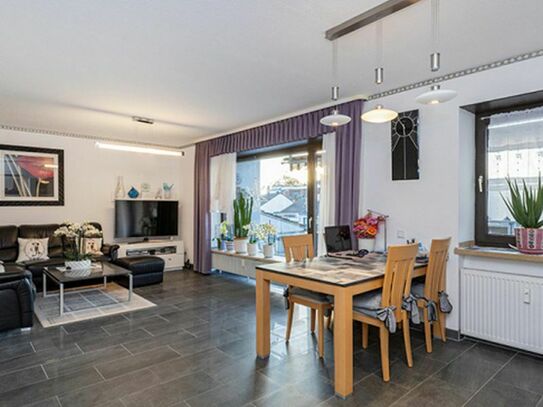 Moderne und großzügige Wohnung mit Einbauküche und XXL - Terrasse im Zentrum von Dülken!