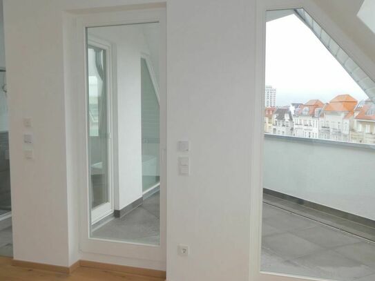 Berlin (Charlottenburg) | 2-Zimmer-Dachgeschoss-Wohnung | ca. 126 m²