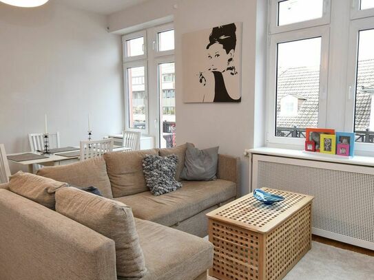 City-Residence: Modernly furnished 3-room apartment on Louisenstrasse – euhabitat
