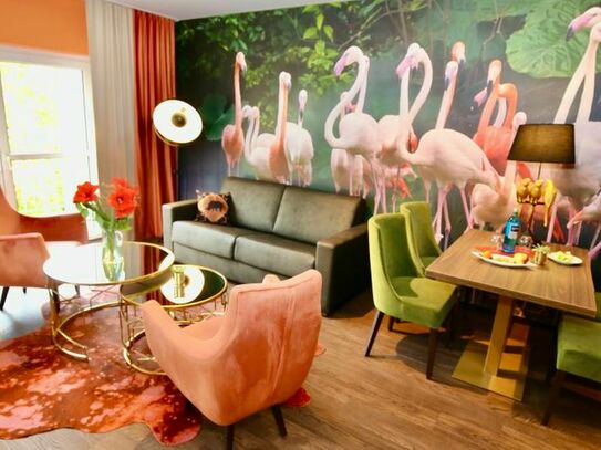 Flamingo Suite