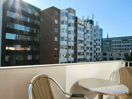 Quiet apartment with balcony at Barbarossaplatz