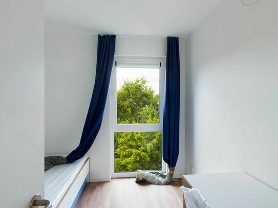 Student-friendly single bedroom a short walk from Campus Wilhelminenhof