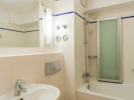 Comfortable Apartment in the heart of Berlin - direct proximity to Alexanderplatz - with Balcony