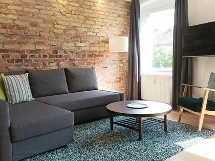 A beautiful, newly renovated 2 rooms apartment, 30 seconds away from Görlitzer Park
