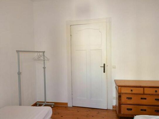 Bright and spacious 3 bedroom-apartment in Charlottenburg, furnished