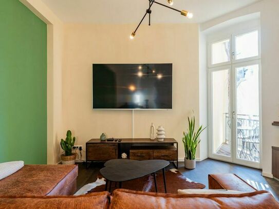Perfect 70sqm Apartment with 2.5 Rooms in the Heart of Prenzlauer Berg, Berlin - Amsterdam Apartments for Rent