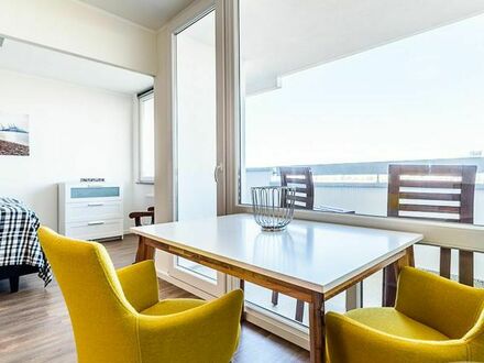 Furnished flat with a spectacular view over Hamburg and the harbour