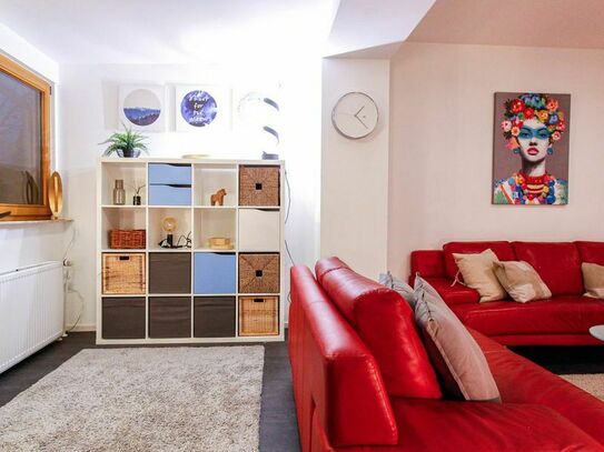 Lovingly furnished & bright home in the heart of the city, Dusseldorf - Amsterdam Apartments for Rent