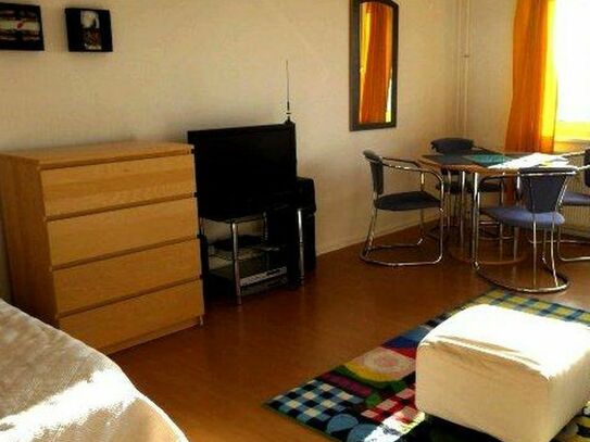 Centrally located 2 bedroom flat in Berlin Schoneberg, furnished