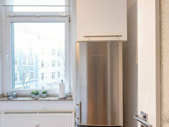 Spacious and quiet flat in Düsseldorf, Dusseldorf - Amsterdam Apartments for Rent