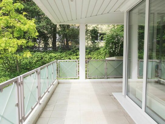 Moderne 4 ZKB-Wohnung mit EBK, Balkon u. Garten in sehr schöner Lage