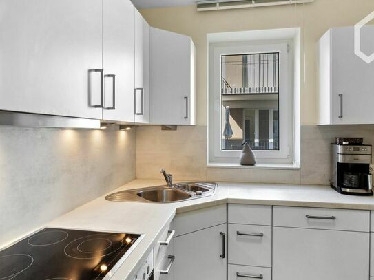 Modern and great 2-bedroom in the heart of Hamburg including underground parking space