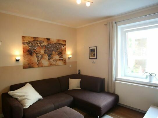 Well-equipped centrally located apartment, Dusseldorf - Amsterdam Apartments for Rent