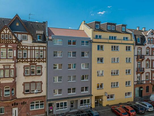 City-Residence: Spacious and modern 2-room apartment in Frankfurt-Bockenheim – euhabitat