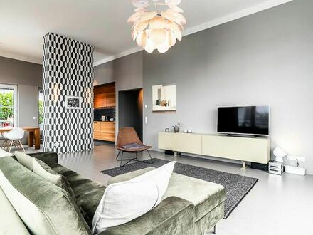 Luxuriously furnished penthouse in Hamburg Uhlenhorst