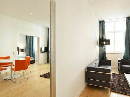 Elegant and fully furnished business apartment with 1 bedroom in Frankfurt/Main near Mainufer