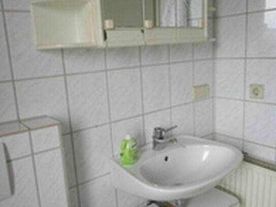 Beautiful rooms in a 3-room flat in Hanover-midfield! Near Hannover fair!