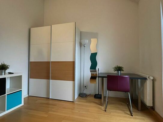 Simplex Apartments: apartment for two, Karlsruhe, Karlsruhe - Amsterdam Apartments for Rent
