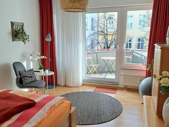 Furnished flat with balcony in a central location in Berlin Mitte, Berlin - Amsterdam Apartments for Rent