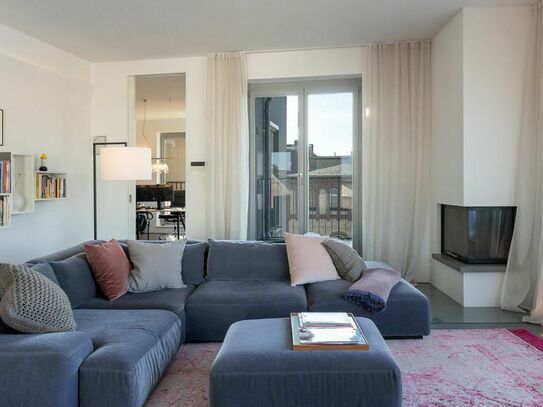 Exquisite Berlin City Center Penthouse: Luxury, Location, and Views.