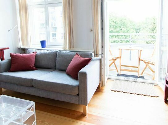 Well equipped 3-room apartment in Friedrichshain/Boxhagener Str.