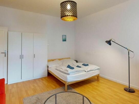 Homely 1-Bedroom apartment near Bernkastler Platz