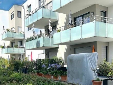 Ihr Wohlfühl-Zuhause, 3-ZKB-EG-Neubau-Wohnung mit Terrasse und Tiefgarage