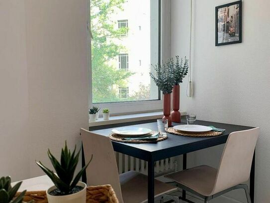 Furnished and spacious studio apartment in Charlottenburg close to Savignyplatz