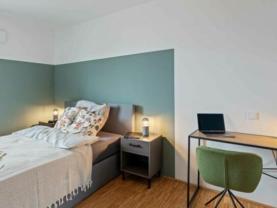 Great double bedroom in Sendling-Westpark