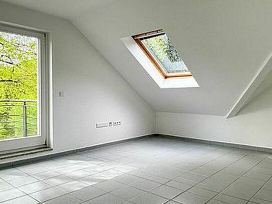 Alles, was das Herz begehrt: Lichtdurchflutete und moderne 2-Zimmer-Wohnung in Wuppertal-Elberfeld