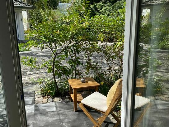 Freshly renovated two-room flat on villa plot, new furniture, 20 minutes from Düsseldorf and Essen, Ratingen - Amsterda…