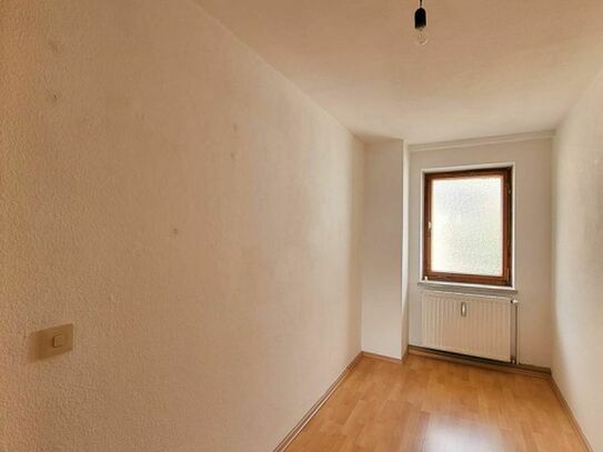 Großzügige 4-Raum-Wohnung in Beierfeld zu vermieten!