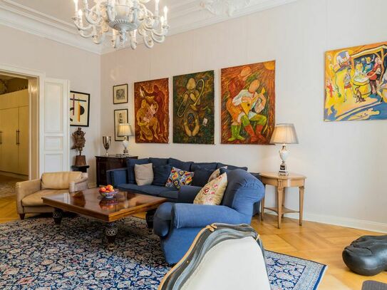 Unique and presentable luxury 2 bedrooms apartment in the heart of Berlin
