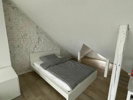 Light-flooded attic studio with a panoramic view over Bremen, Bremen - Amsterdam Apartments for Rent