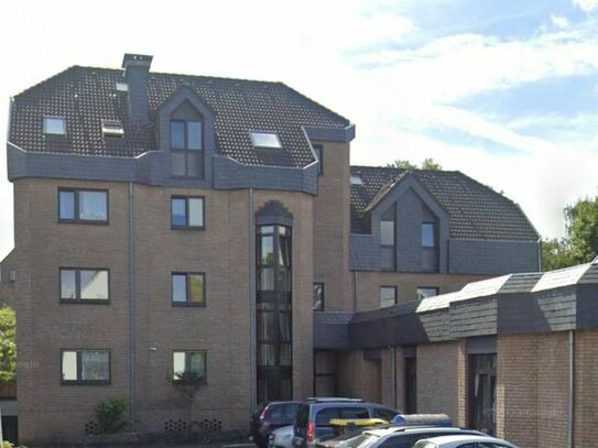 Central, furnished apartment with large balcony in Hilden