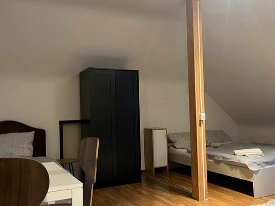 Simplex Apartments: spacious apartment, Karlsruhe "Market Square", Karlsruhe - Amsterdam Apartments for Rent