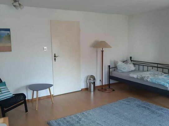 room / short-term rental / Braunschweig