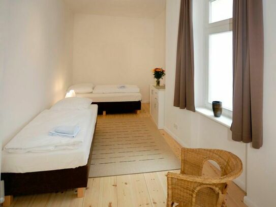 3-room apartment in Kollwitzkiez for up to 6 people