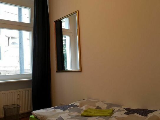 Snug bedroom in the heart of Kreuzberg